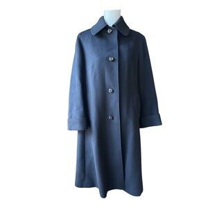VINTAGE Classic Black 100% wool Overcoat Women’s Medium.